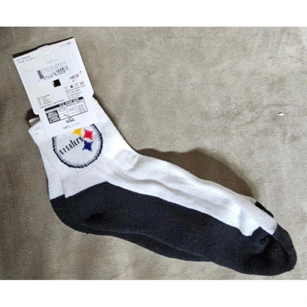 NFL Pittsburgh Steelers Socks Mens Large White Black Crew Athletic Team Apparel